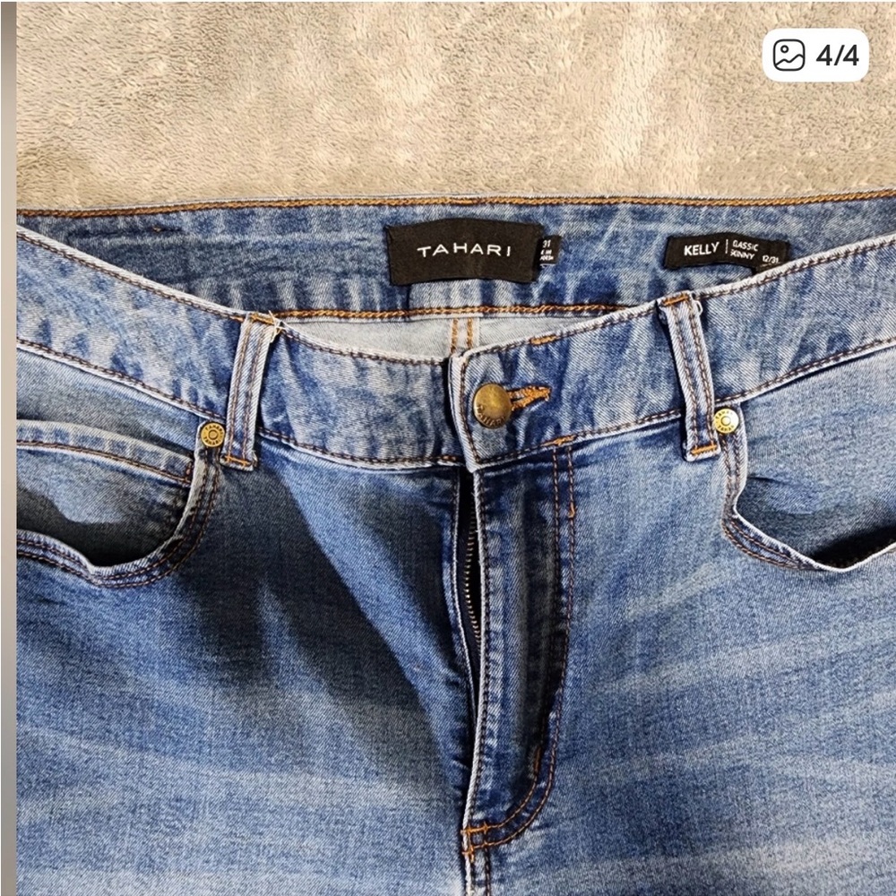 Tahari Ankle Jeans